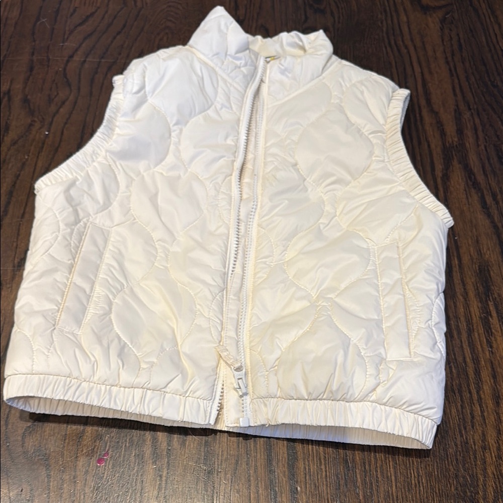 Old Navy Quilted White Puffer Vest